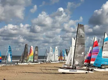 Beach And Sea View De Ruyter Zandvoort